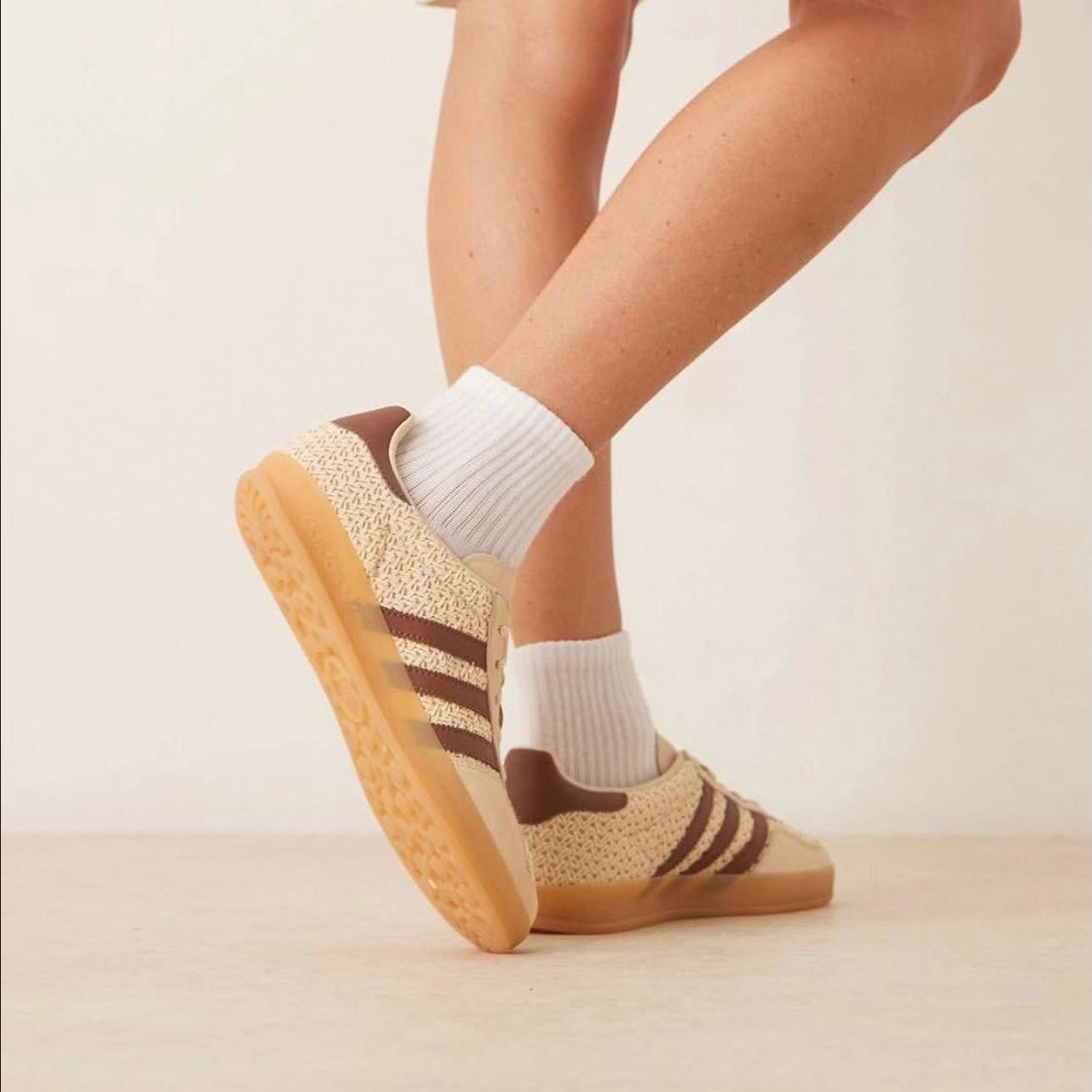 GAZELLE INDOOR CROCHET BEGE